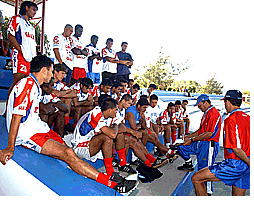 Firpo se prepara para el juego ante Aguila