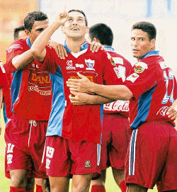  Ante albos en semis...